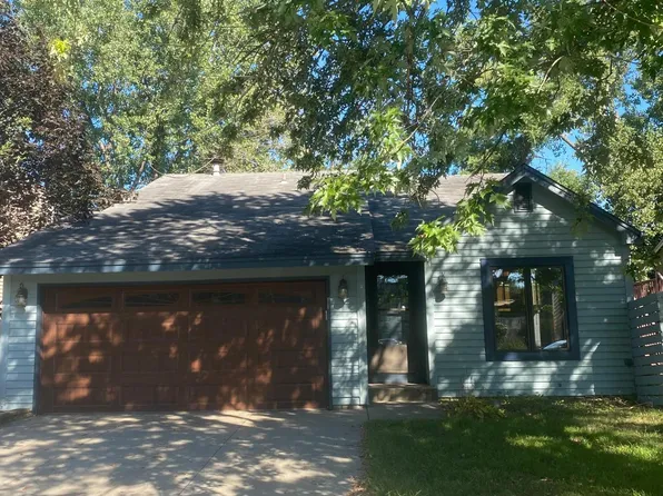 1361 Knoll Dr, Shoreview, MN 55126