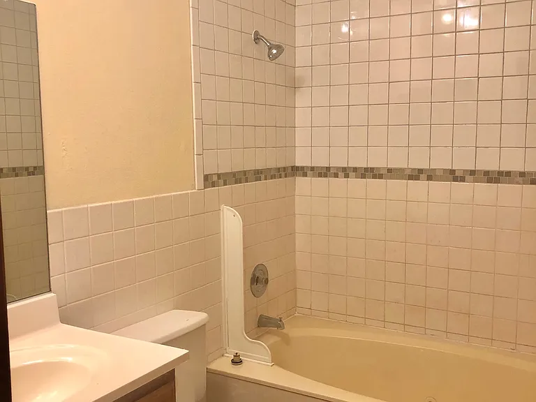6617 W Tropicana Ave #201 — Photo 7