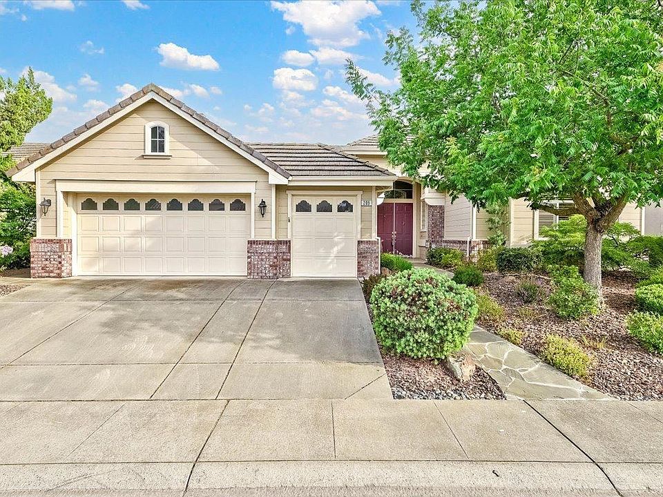 1st image of 209 Grace Glen Ct
