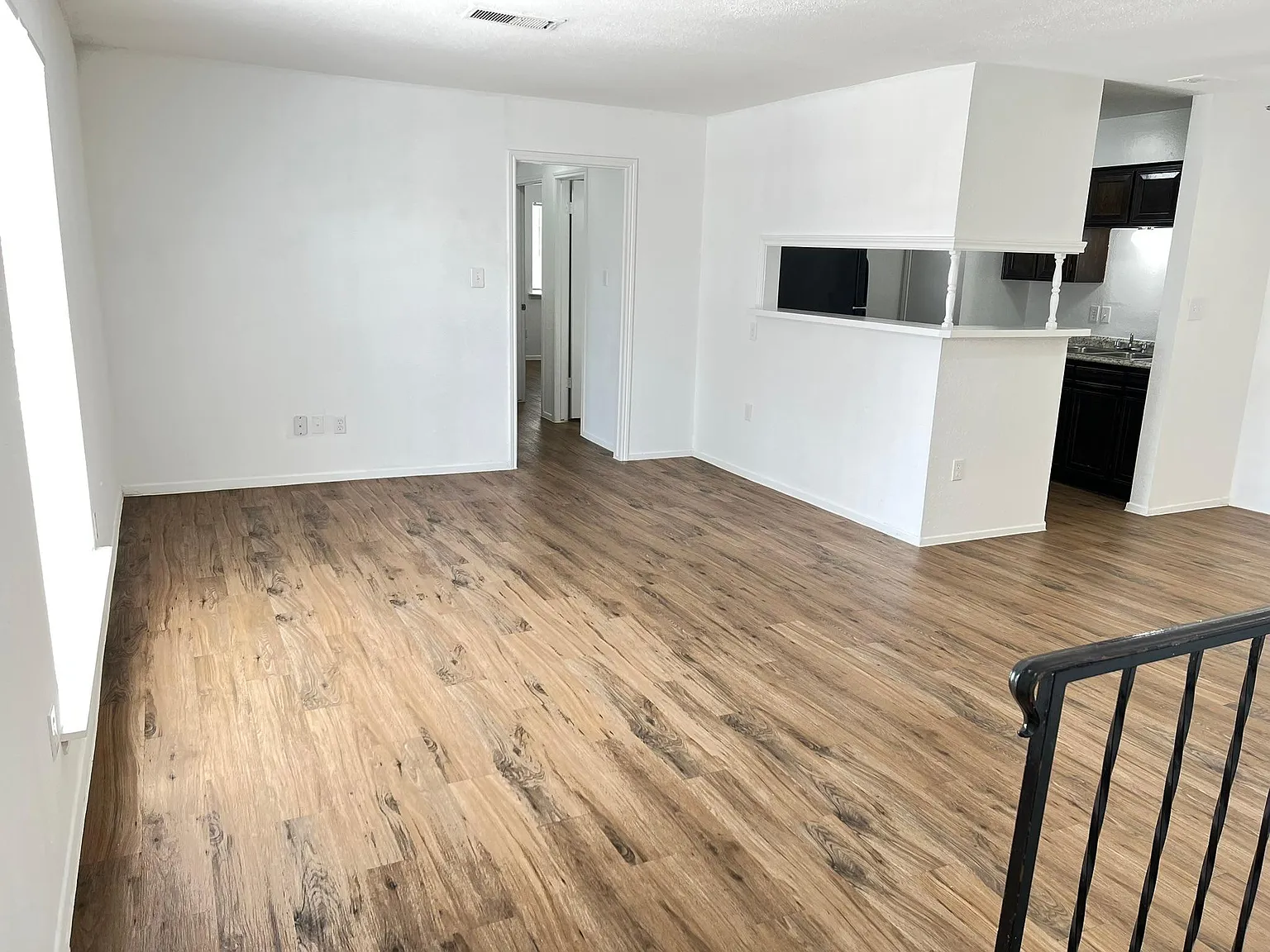 Pinewood Townhomes — Photo 4