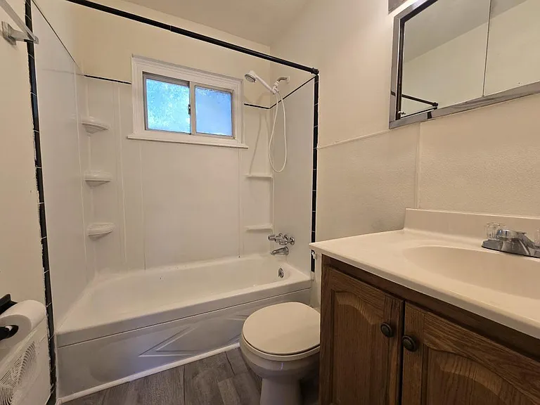 11 Glenwood Dr — Photo 21