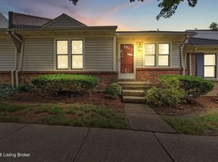 10412 Christina Ct, Louisville, KY 40223