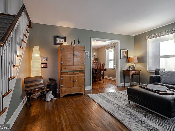 3rd image of 414 Richland Ave