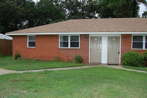 2nd image of 1173B Gunn Hall Dr