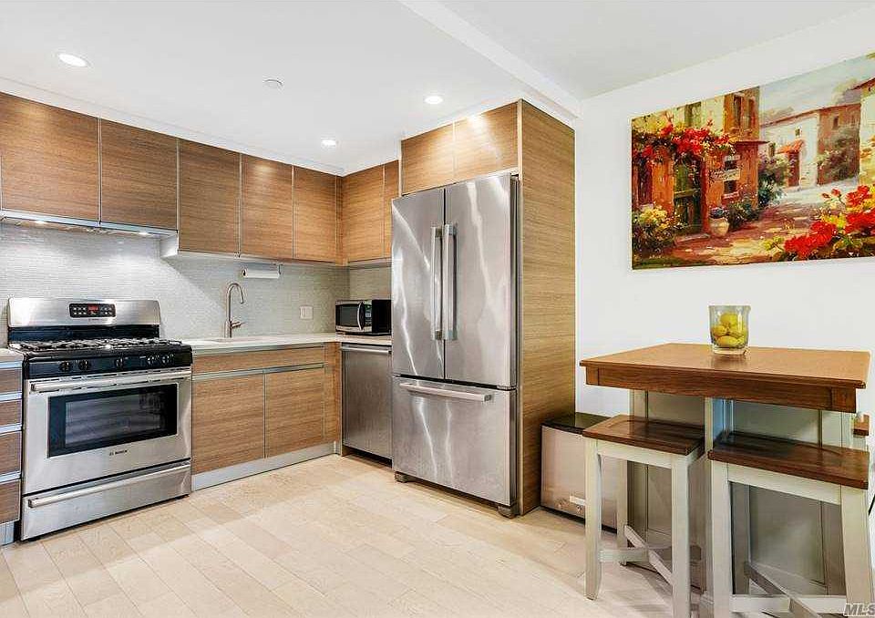 1st image of 47-05 5th St #501