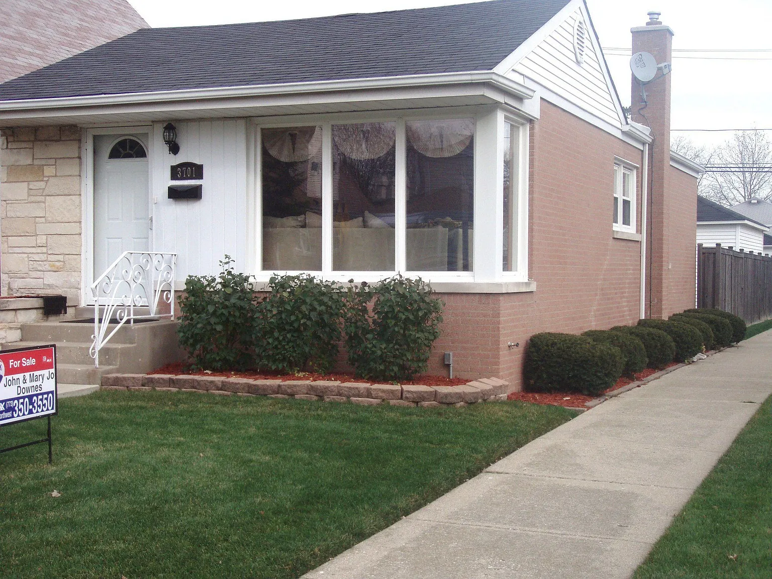 3701 N Pioneer Ave photo 1