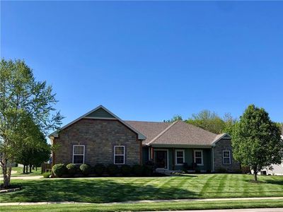 621 S Plum Creek Cir, Gardner, KS, 66030