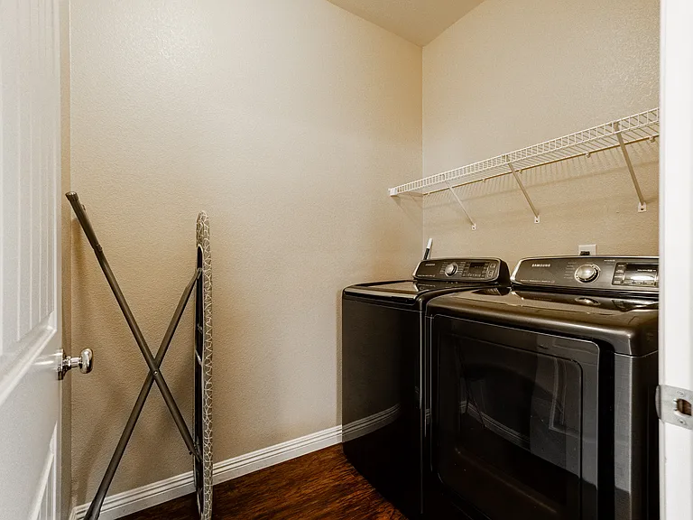 3196 Arco Ave — Photo 49