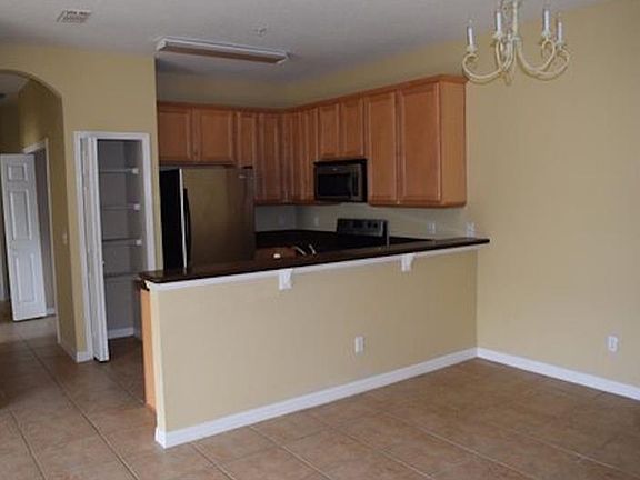 5th image of 2746 Oakwater Dr