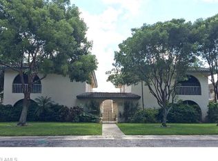 2088 Alamanda Dr, Naples, FL 34102