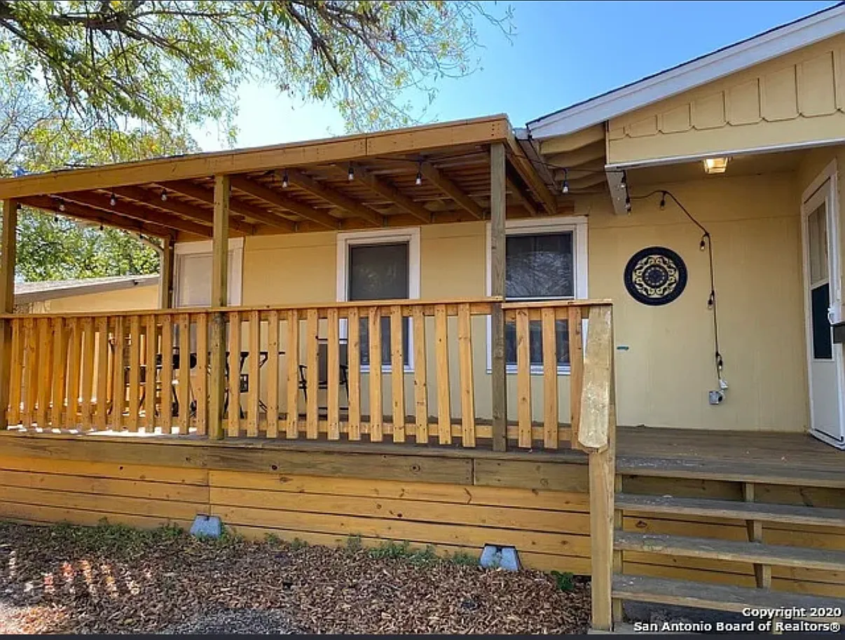 3 bed, 1114 sqft, $1,500 — Photo 2