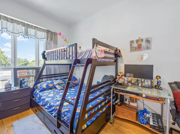 305 Sumpter Street image 32 of 48