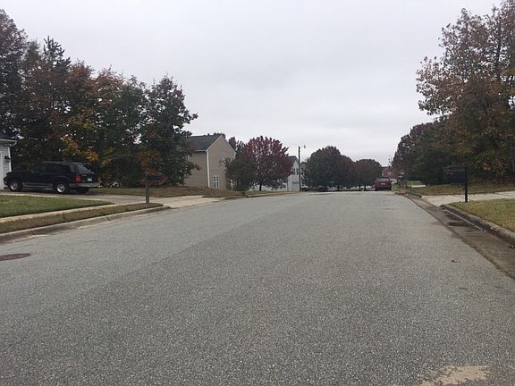 5th image of 3688 McGinty Dr