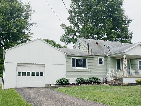 2nd image of 967 Braun Ave