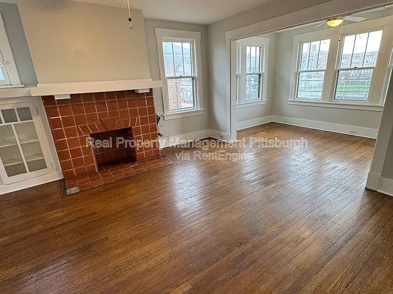 32 Sheridan Ave — Photo 1