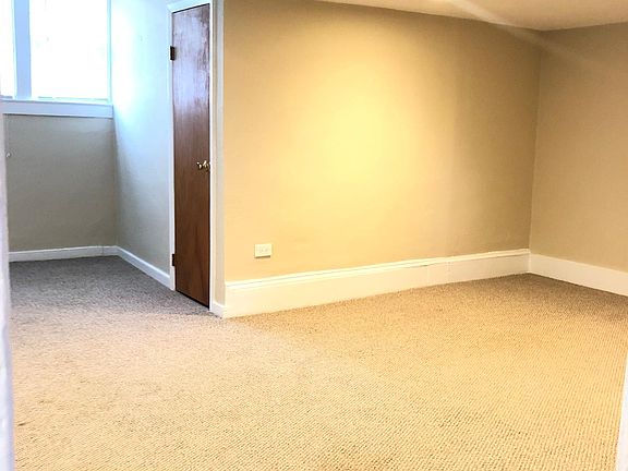 3rd image of 87 Cloverdale Ave Floor 2