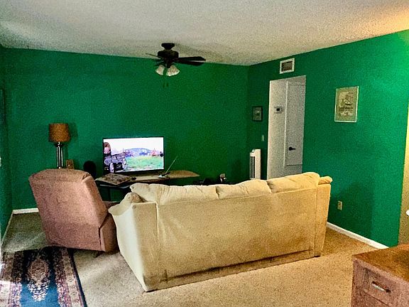 3rd image of 1081 MIMOSA COVE Court W