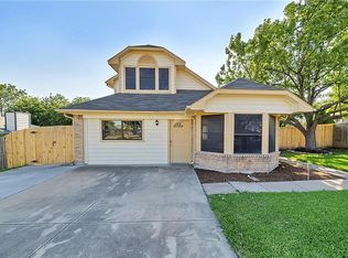 301 N Long Rifle Dr, Fort Worth, TX 76108