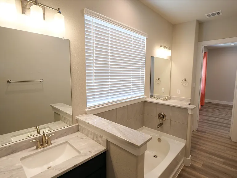 9004 Lonestar Creekbend Ln — Photo 23