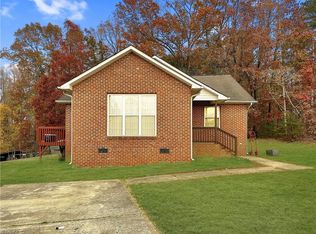 212 Thomas St, High Point, NC 27263