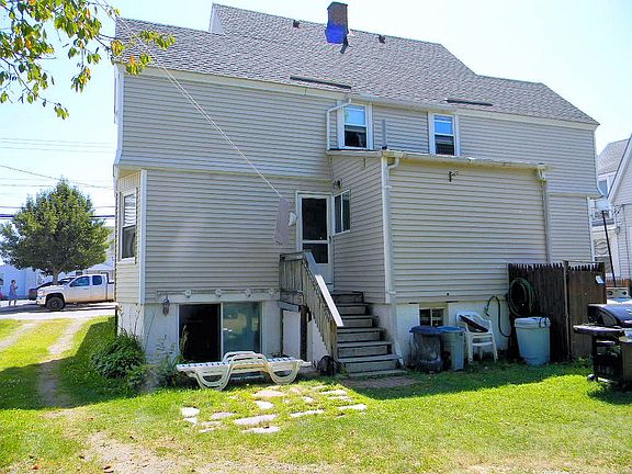 4th image of 108 W Grand Ave