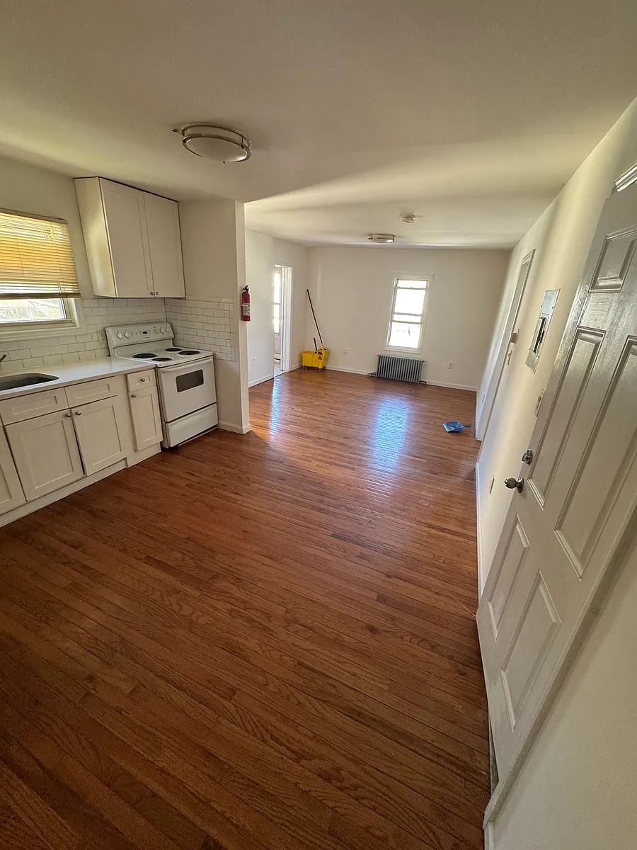 Building Photo - 44 Liberty St #B3