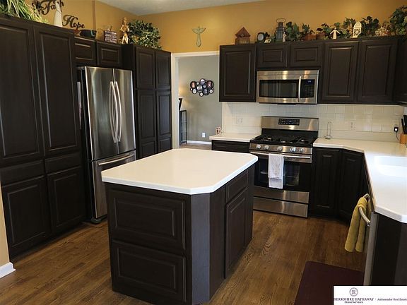 4th image of 4252 N 139th Ave