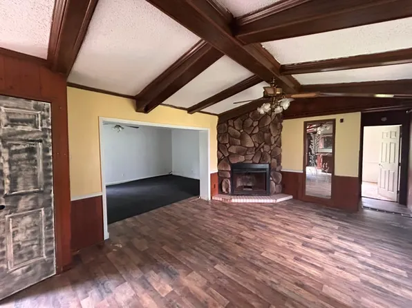 947 Gc P Rd #1, Wheeling, WV 26003