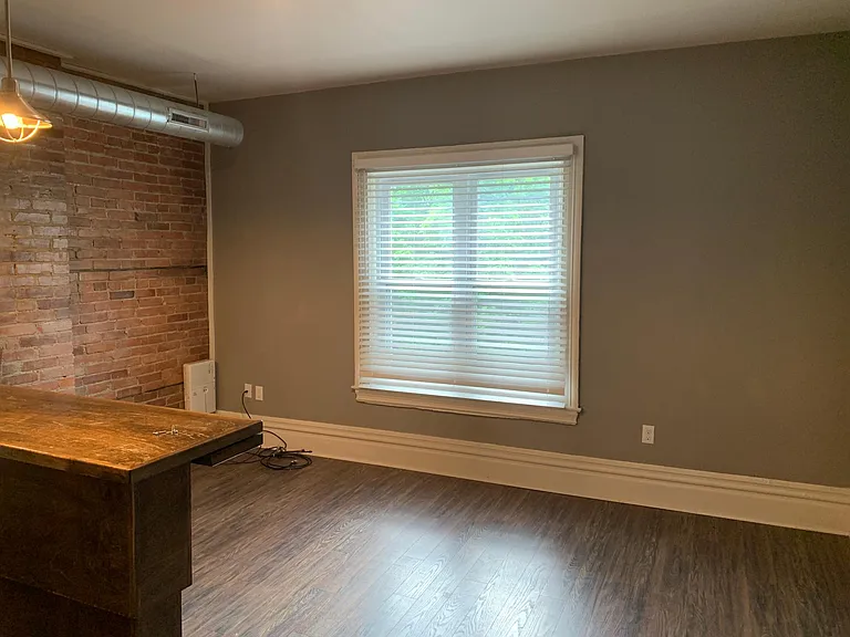 302 S Negley Ave #3 — Photo 1
