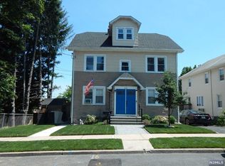 612 3rd St, Lyndhurst, NJ 07071