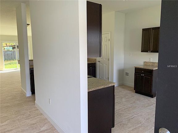 3rd image of 1755 Gatewood Dr