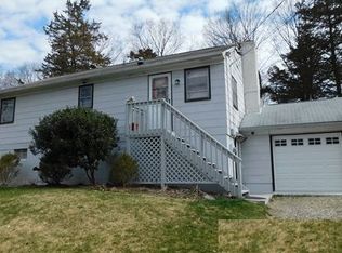 381 Bennetts Farm Rd, Ridgefield, CT 06877