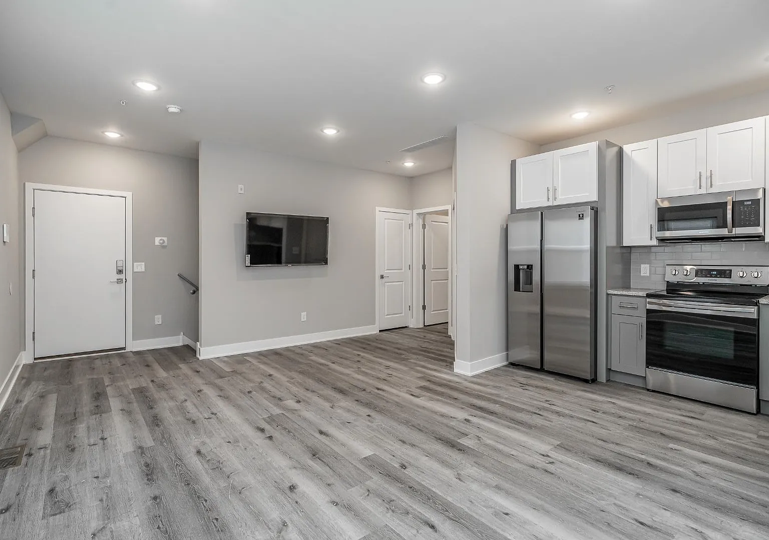 616 N Union St - #B — Photo 1