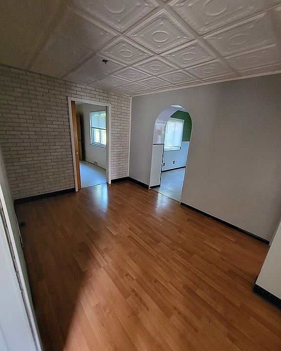 1st image of 3863 Malaer Dr
