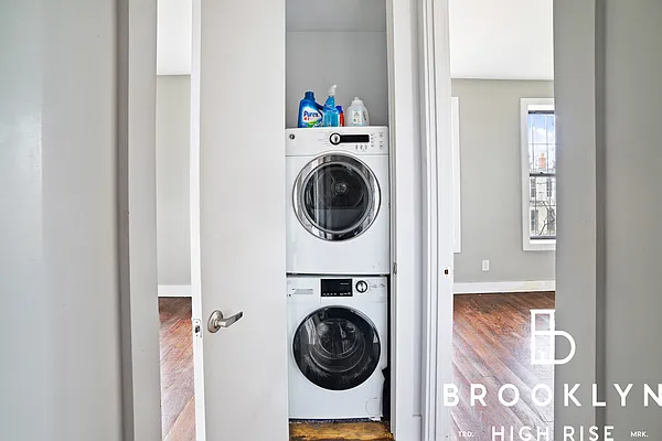 Rented by Brooklyn High Rise LLC | media 10