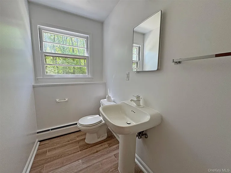 21 Young Rd — Photo 20