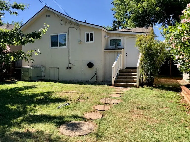 807 Natoma St — Photo 24