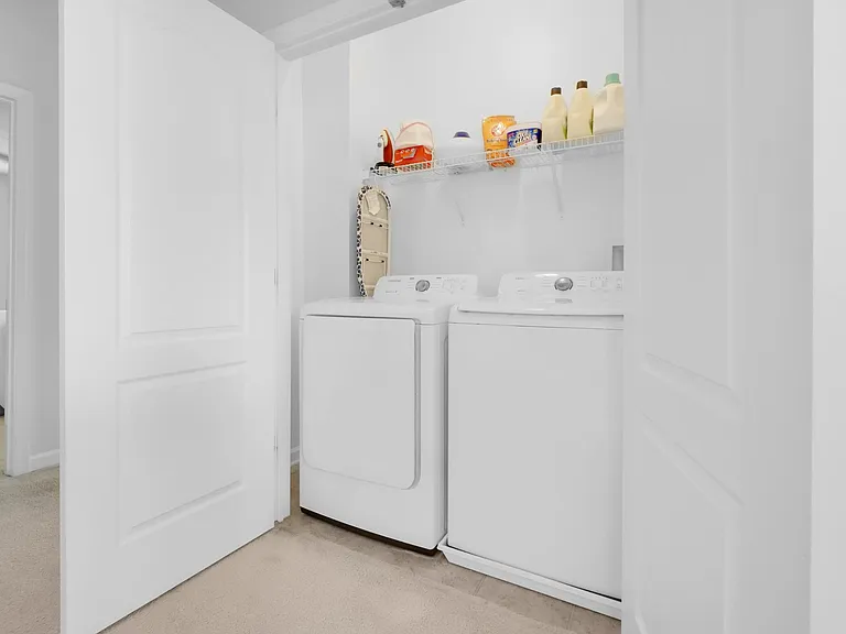 4817 Forest Pines Dr — Photo 29