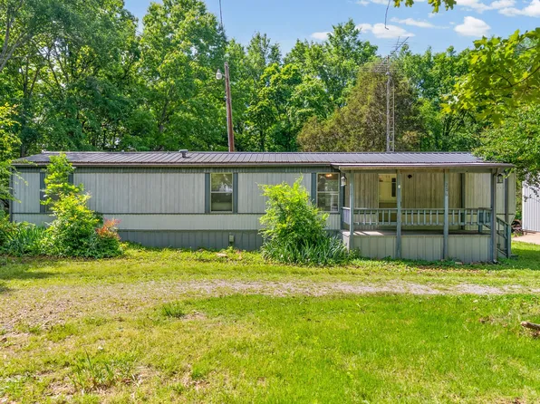 206 Boat Dock Rd, Dover, TN 37058