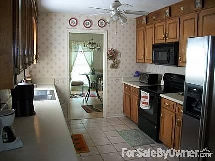 2nd image of 126 Woodbridge Dr