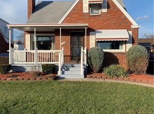 118 Campbell Rd, Cheektowaga, NY 14215