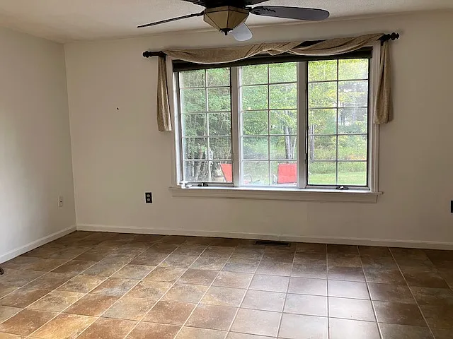 2 bed, 1.5 bath, 1248 sqft, $2,000 — Photo 4