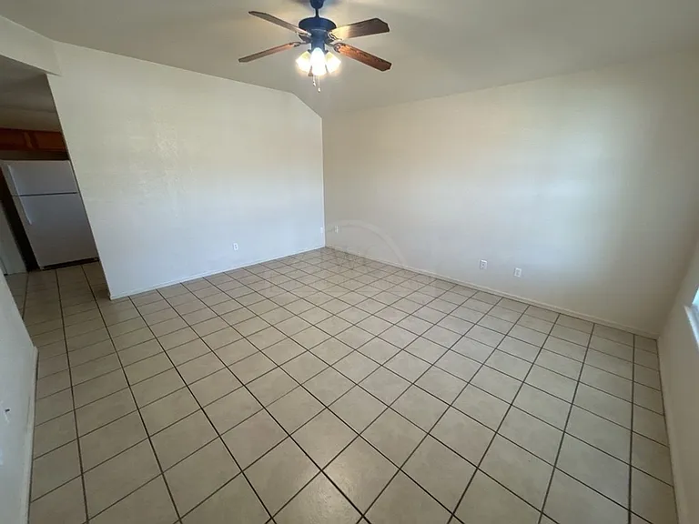 509 West Ave B, Copperas Cove — Photo 3