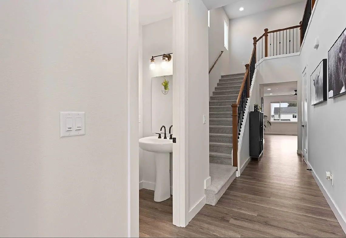 10224 Ramble Dr NW — Photo 3