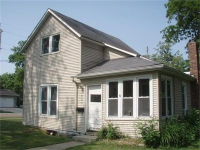 1003 N Main St, Fairmont, MN, 56031