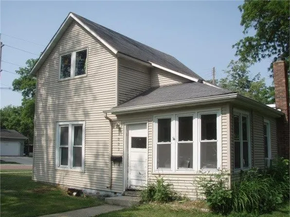 1003 N Main St, Fairmont, MN 56031