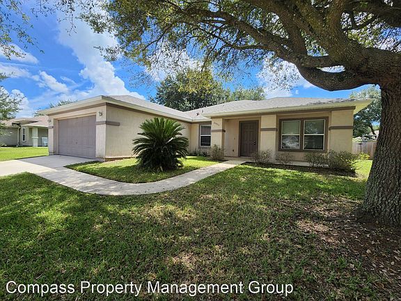 2nd image of 2403 Brian Lakes Dr E