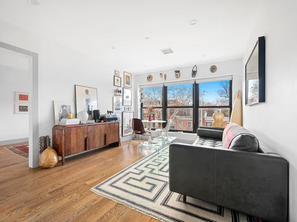 850 Putman Avenue image 1 of 8