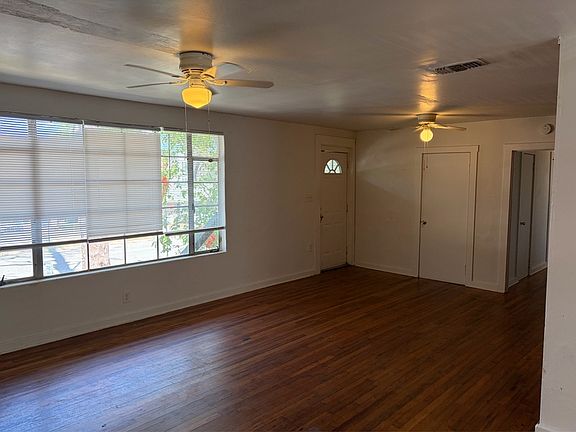 5th image of 209 Lovelace Dr #A
