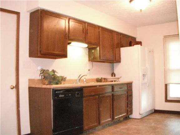4th image of 106 Shady Ln